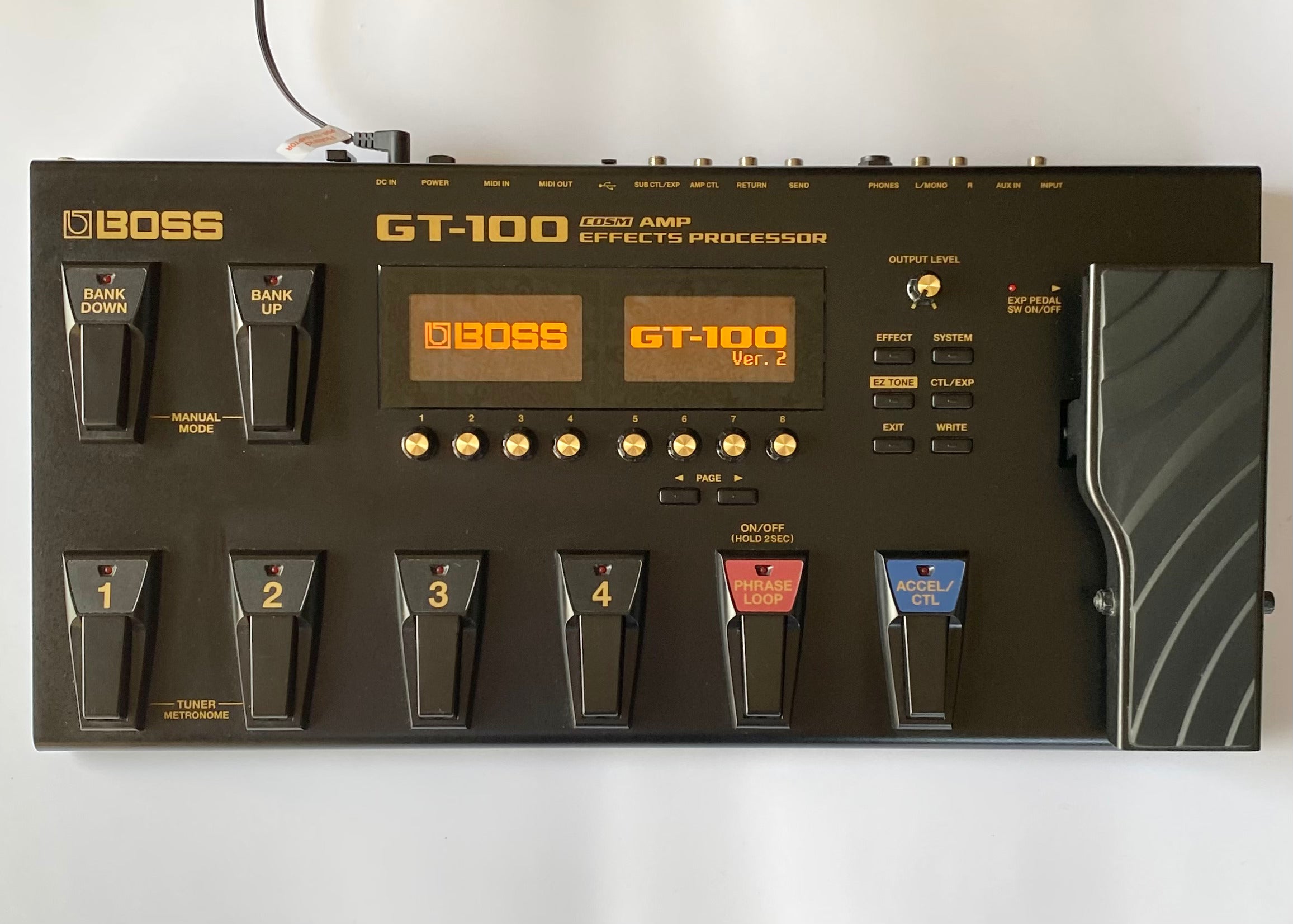 GT-100 アンプエフェクツプロセッサー ver.2 【SKBセミハードケース付】