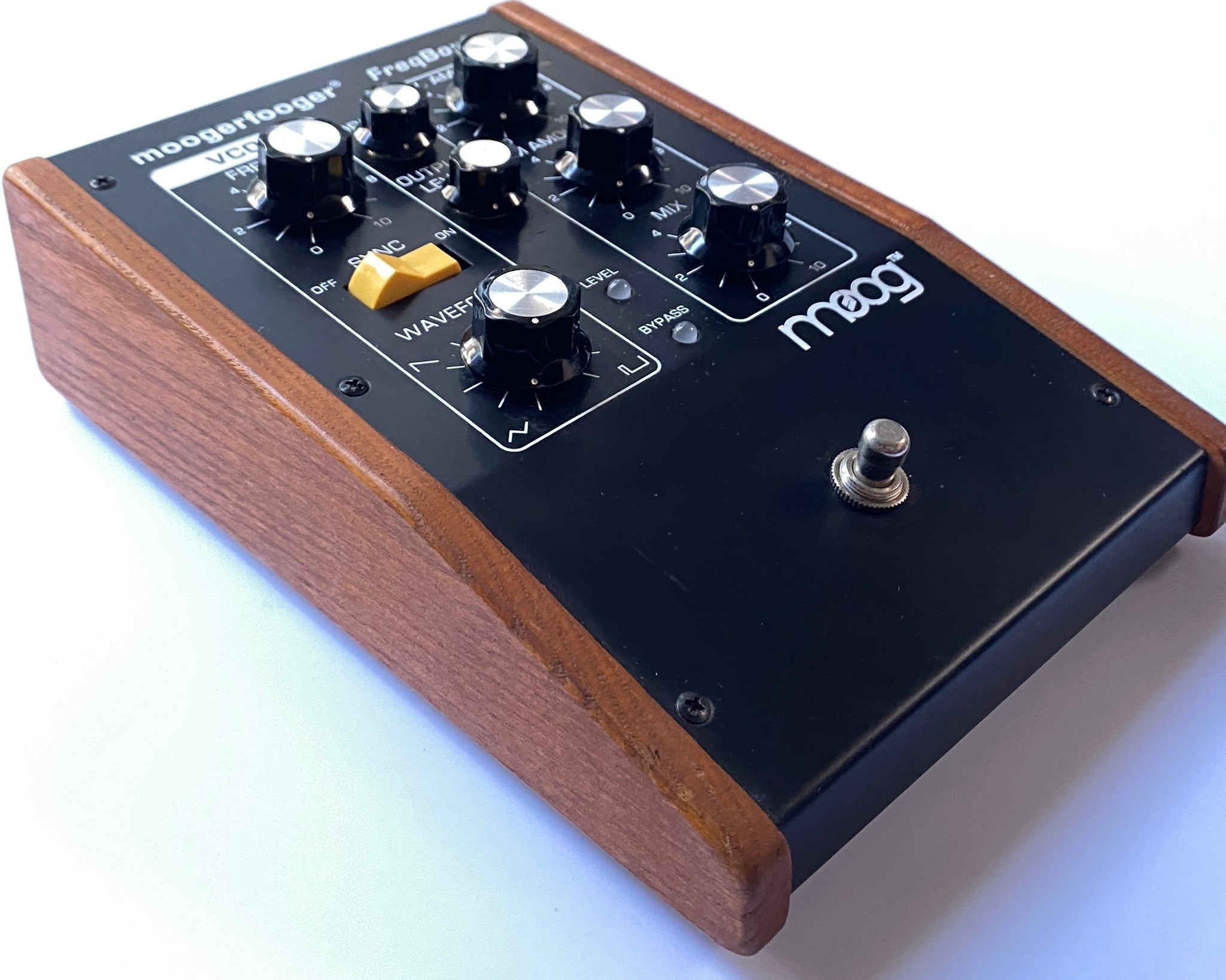 中古] MOOG / Moogerfooger MF-107 FreqBox - エフェクター専門店 