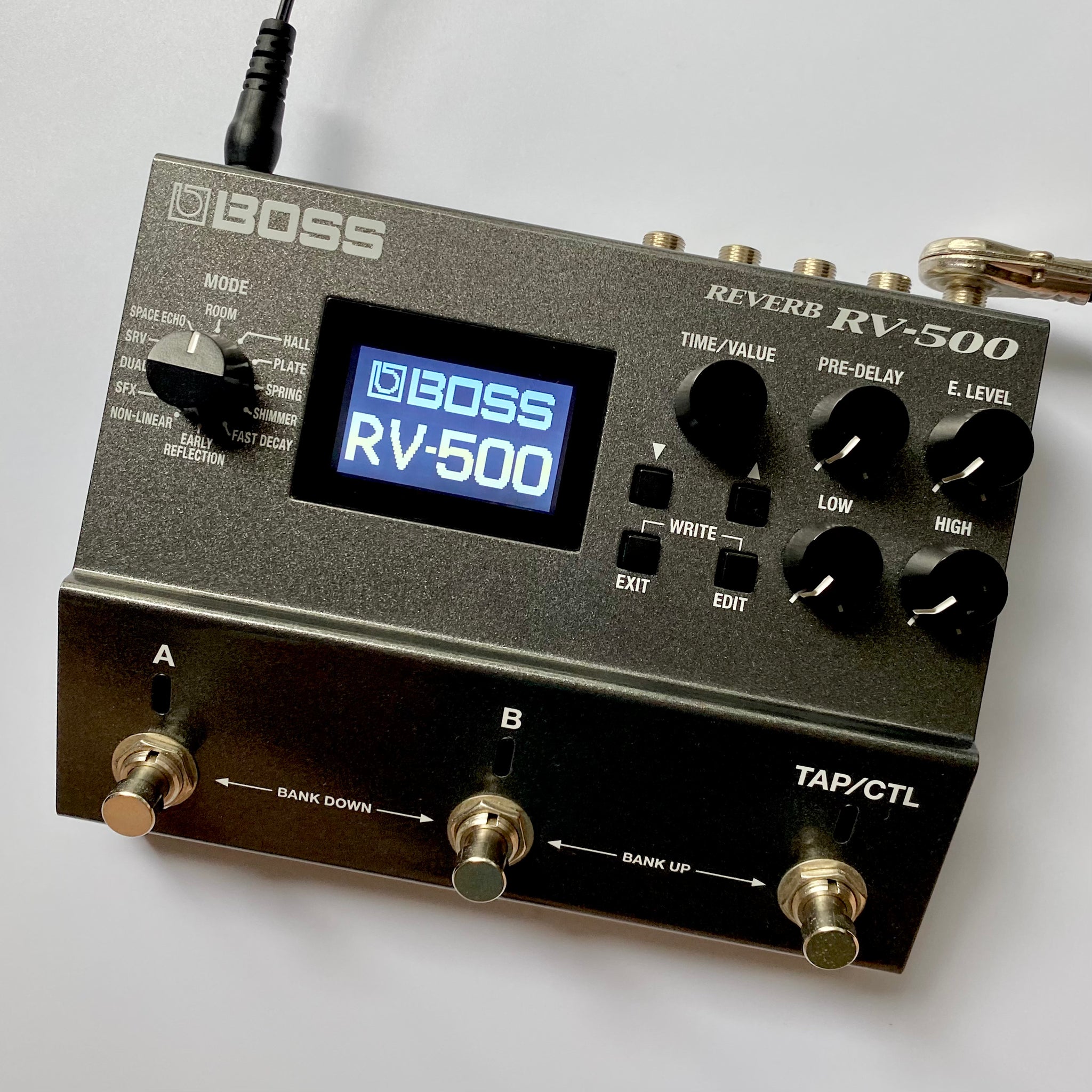BOSS RV-500 リバーブエフェクター BOSS RV-500 リバーブエフェクター