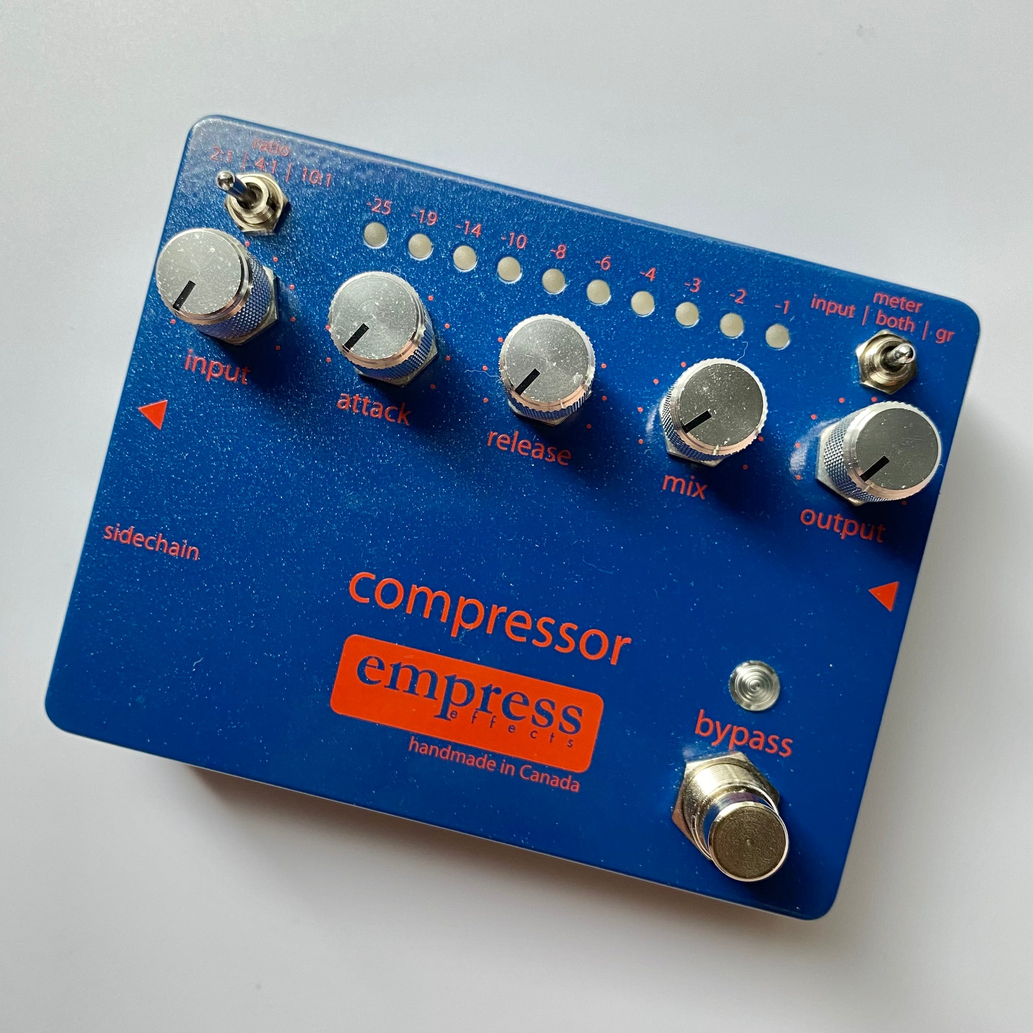 Empress Effects / Bass Compressor Blue Compressor for Bass Empress Effects / Bass Compressor Blue Compressor for Bass
